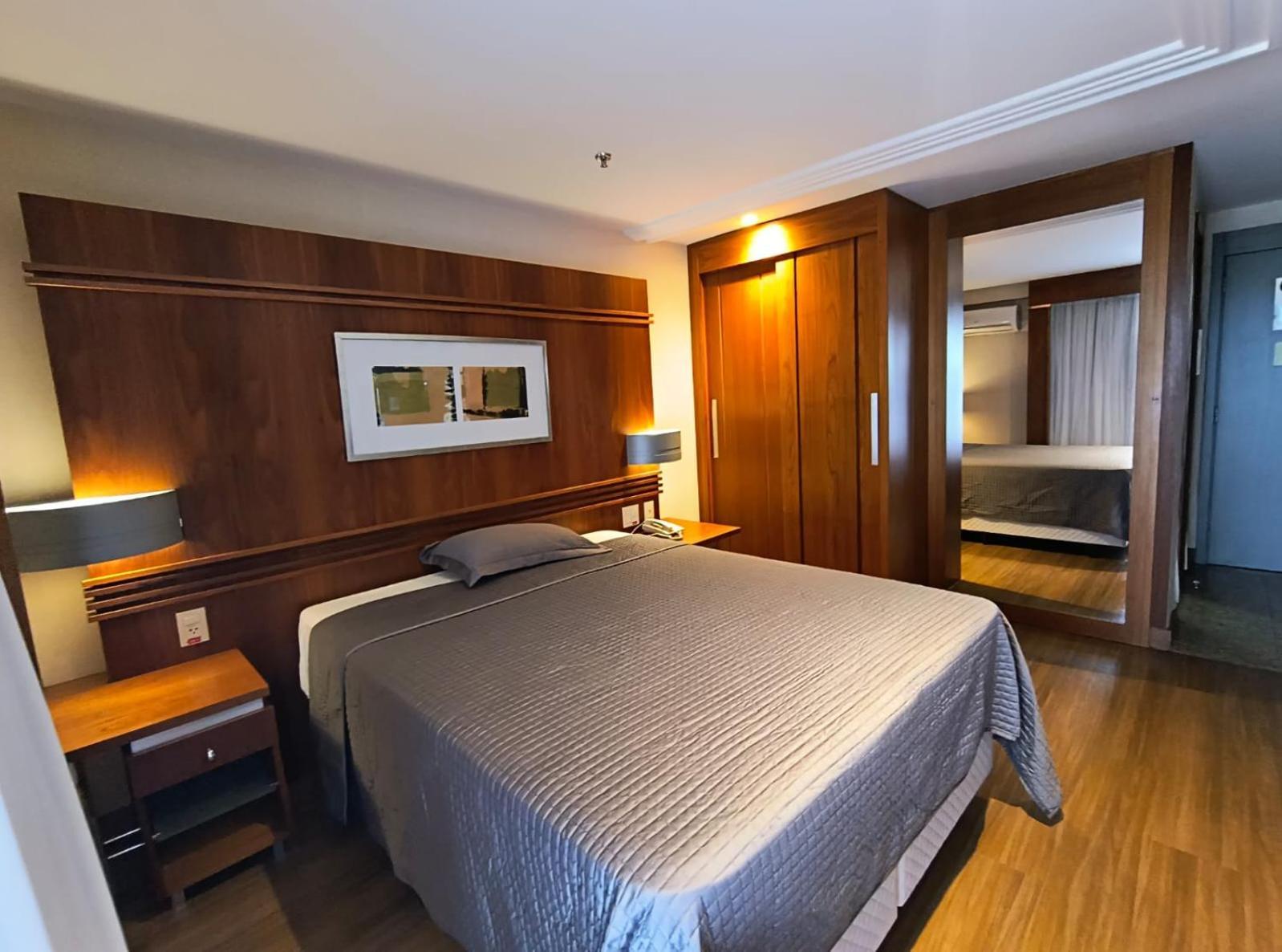 Hotel Grand Mercure Flat Particular Com Varanda, Garagem E Wi-Fi Brezilya Dış mekan fotoğraf